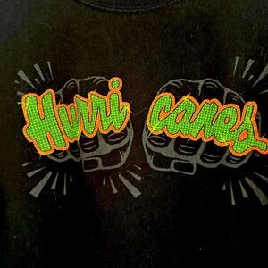 University of Miami Hurricanes UM 305 T-shirt fresh Sz XL used, great condition